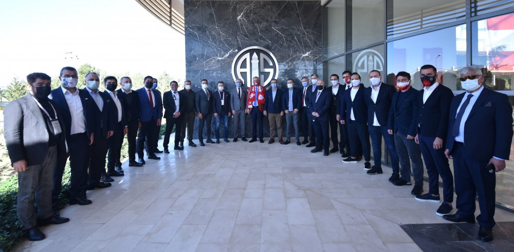 Antalyaspor'un yeni başkanı Mustafa Yılmaz oldu