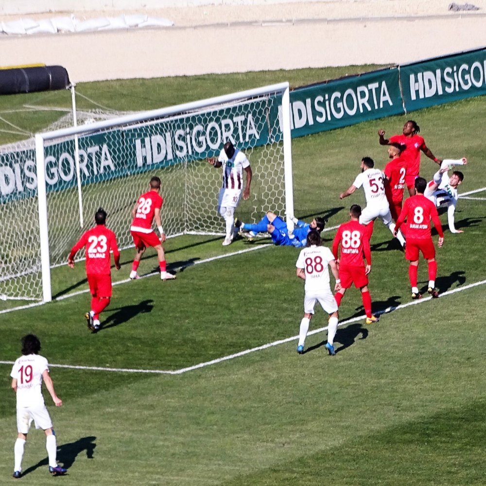 Bandırmaspor'dan hakem Caner Ak'a büyük tepki