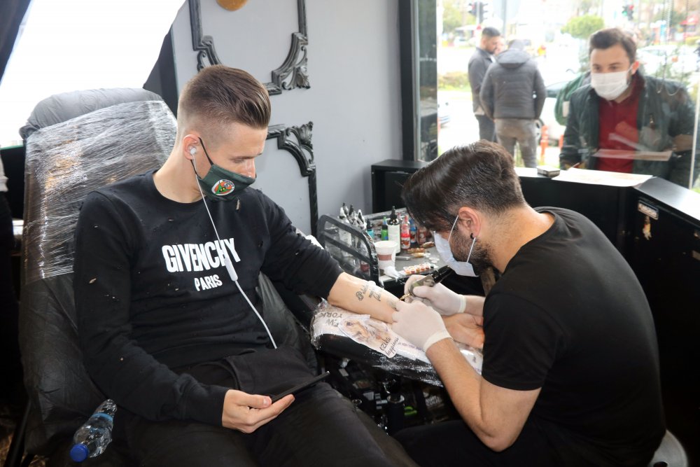 Damian Kadzior: Alanyaspor taraftarına şov yapmak için sabırsızlanıyorum