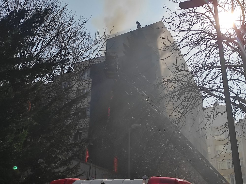 İstanbul'da feci yangın