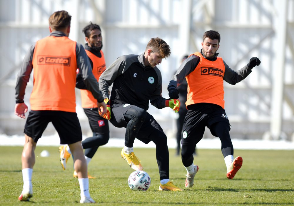 Konyaspor'da 6 oyuncunun sakatlığı sürüyor