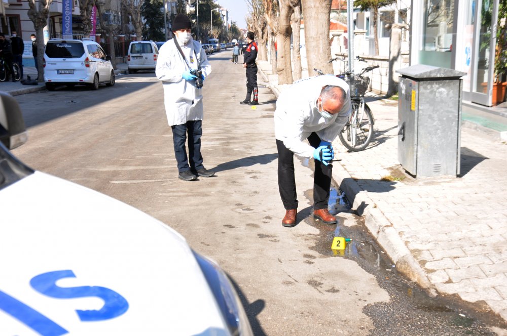 Motosikletten pompalı tüfekle ateş açtılar!