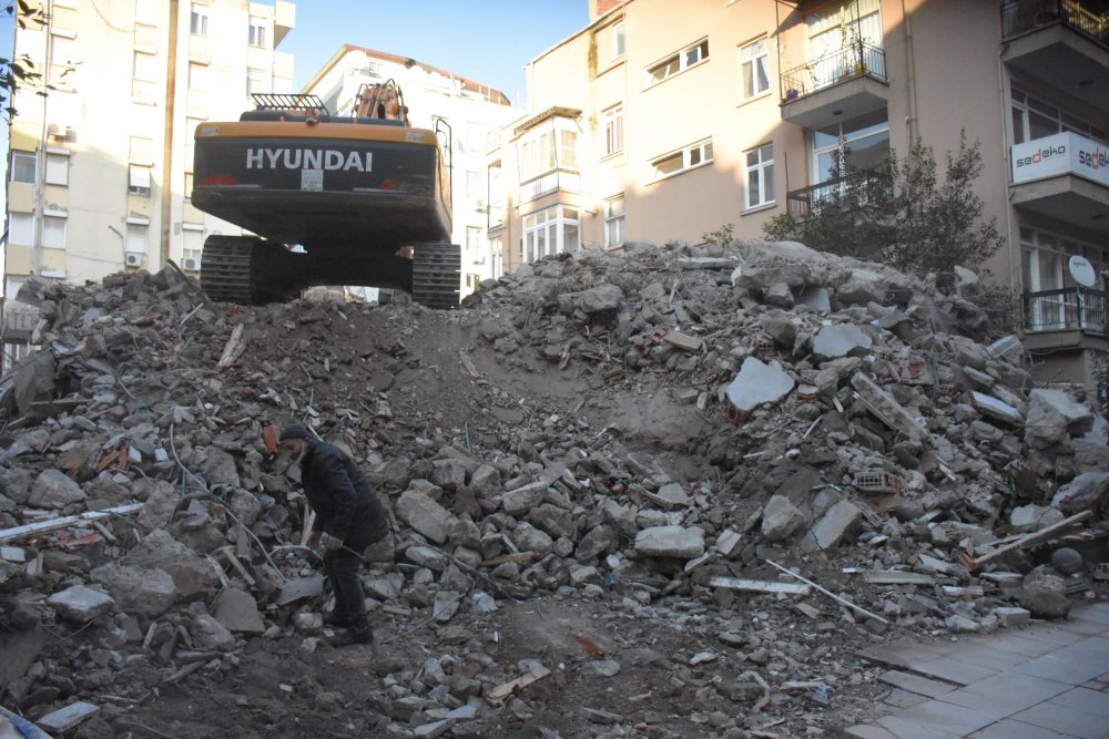 Rahip Brunson'un evi yıkıldı