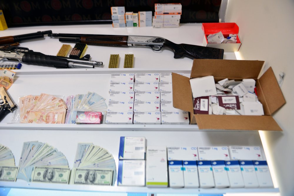 Usulsüz reçete şebekesi, kanser hastalarının serumlarına ilaç yerine ağrı kesici ve vitamin nakletmiş