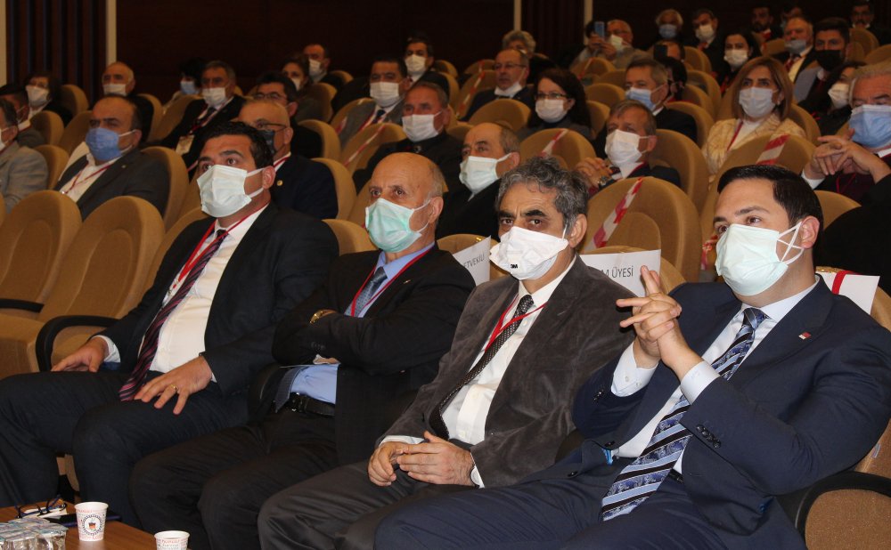 Eski CHP ilçe başkanından 'Bölge toplantısına alınmadım' iddiası