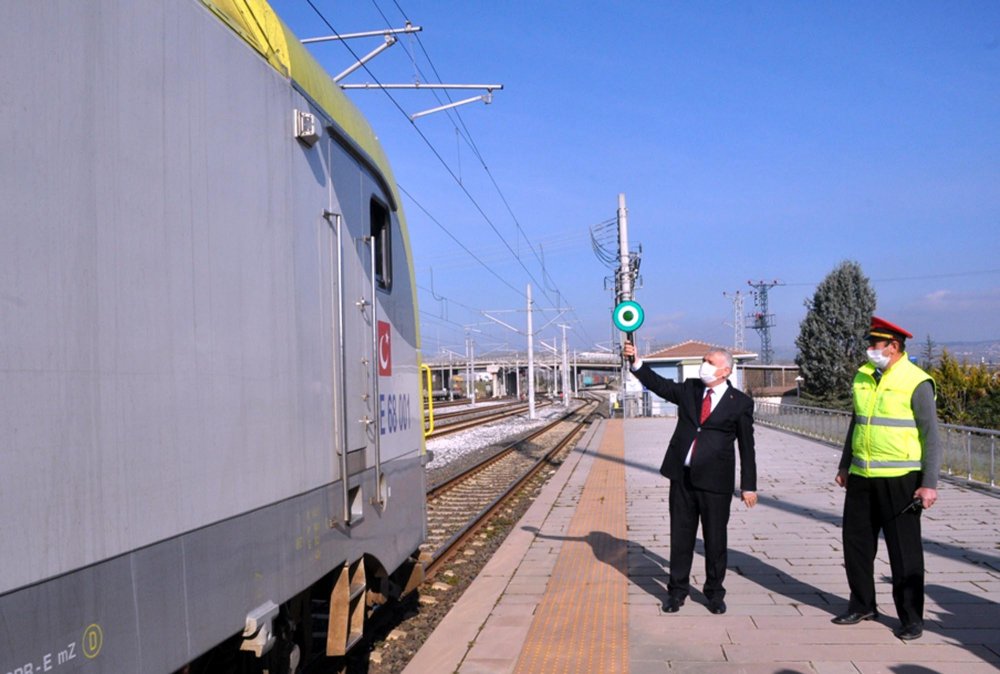 Fildişi Sahili'nden gemiyle getirilen yükler, Tekirdağ'dan trenle Bulgaristan'a gönderildi