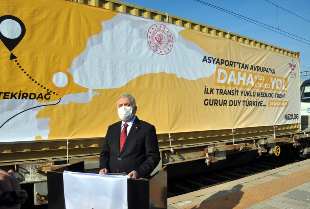 Fildişi Sahili'nden gemiyle getirilen yükler, Tekirdağ'dan trenle Bulgaristan'a gönderildi