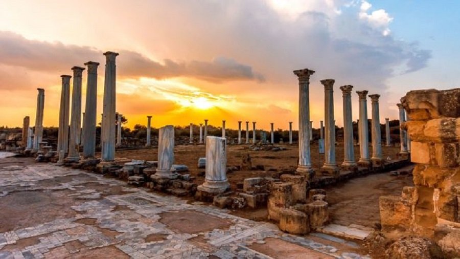 KKTC'deki Salamis harabelerine ait mermerler Rum Kesimi'nde online üzerinden satışa çıkarıldı