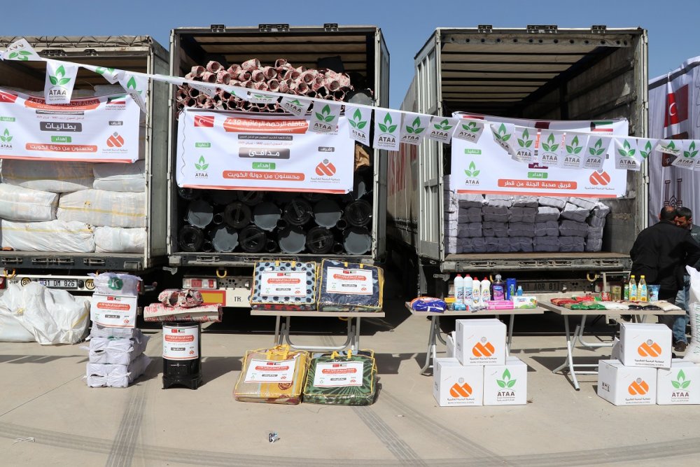 Şanlıurfa’dan Suriye'ye 28 TIR yardım gönderildi