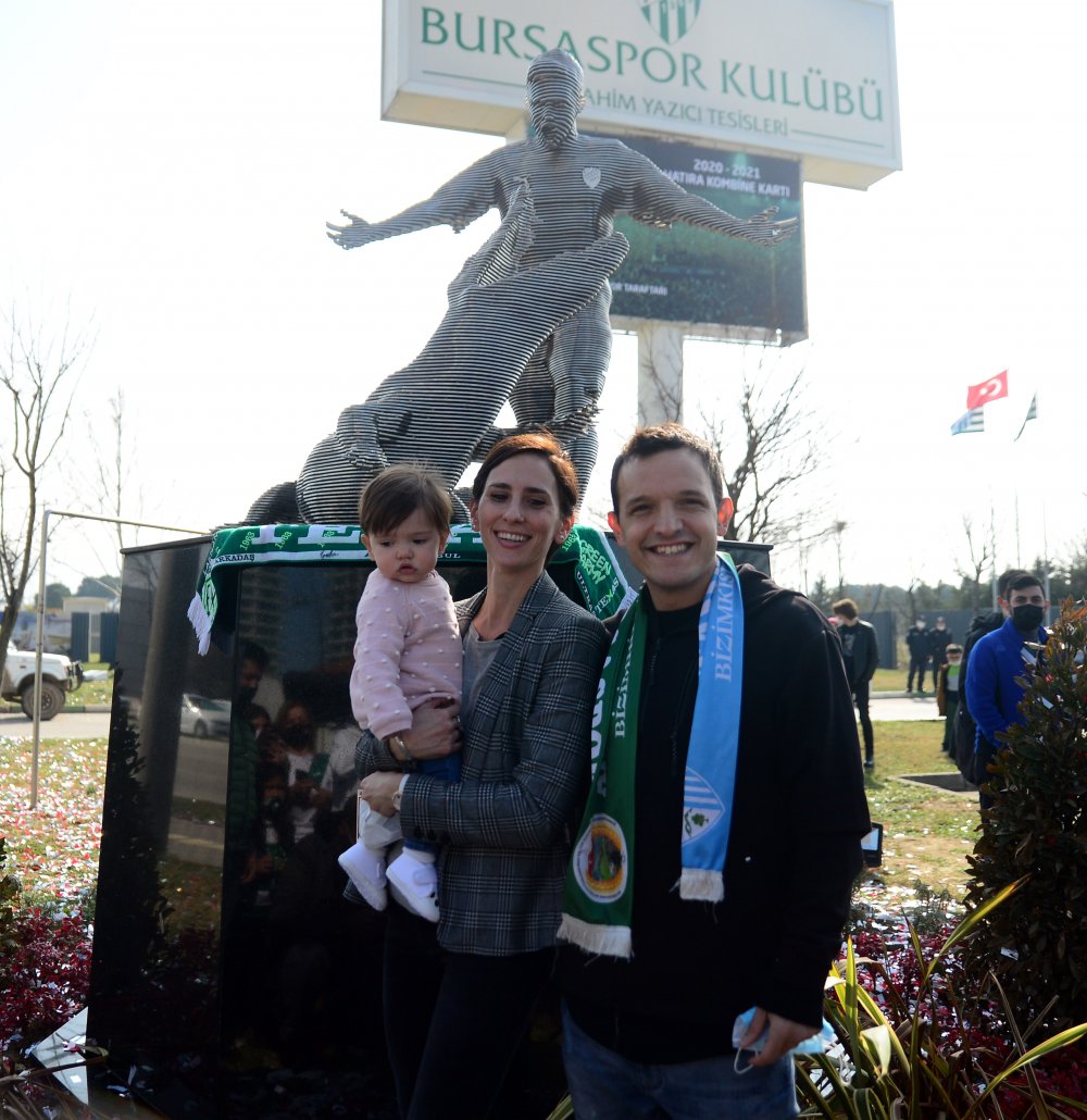 Batalla heykelinin açılışı gerçekleşti