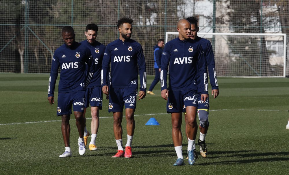 Fenerbahçe, Trabzonspor hazırlıklarını sürdürdü