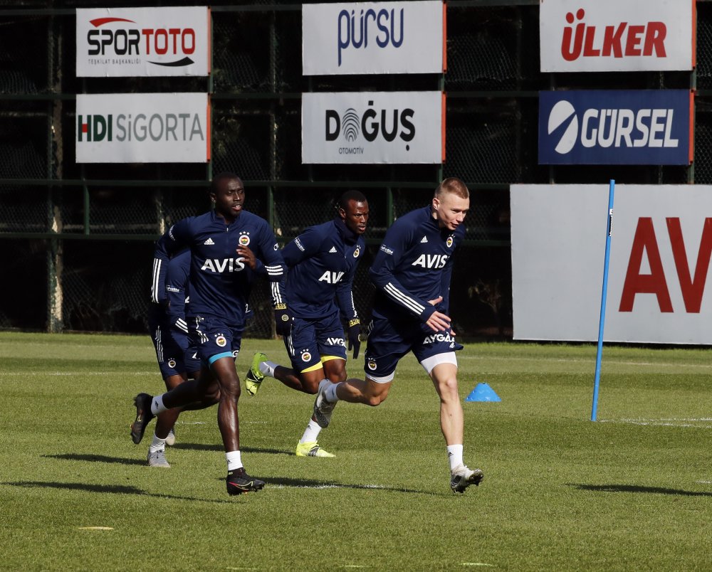Fenerbahçe, Trabzonspor hazırlıklarını sürdürdü