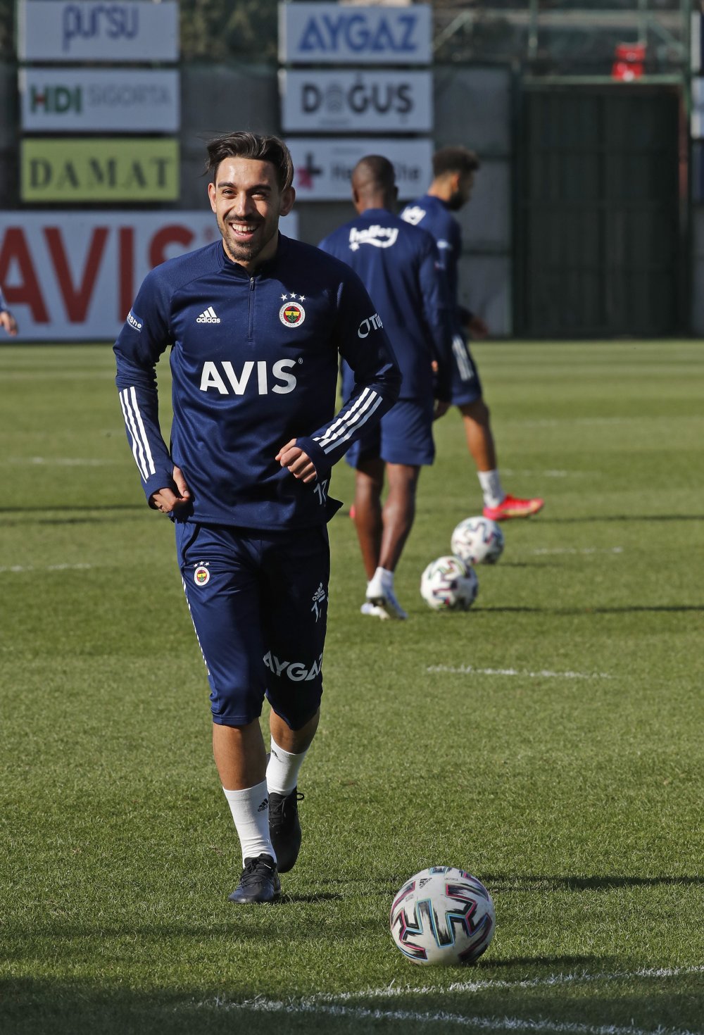 Fenerbahçe, Trabzonspor hazırlıklarını sürdürdü