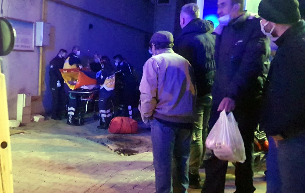 Birlikte alkol aldığı arkadaşını bıçaklayan kişi serbest kaldı