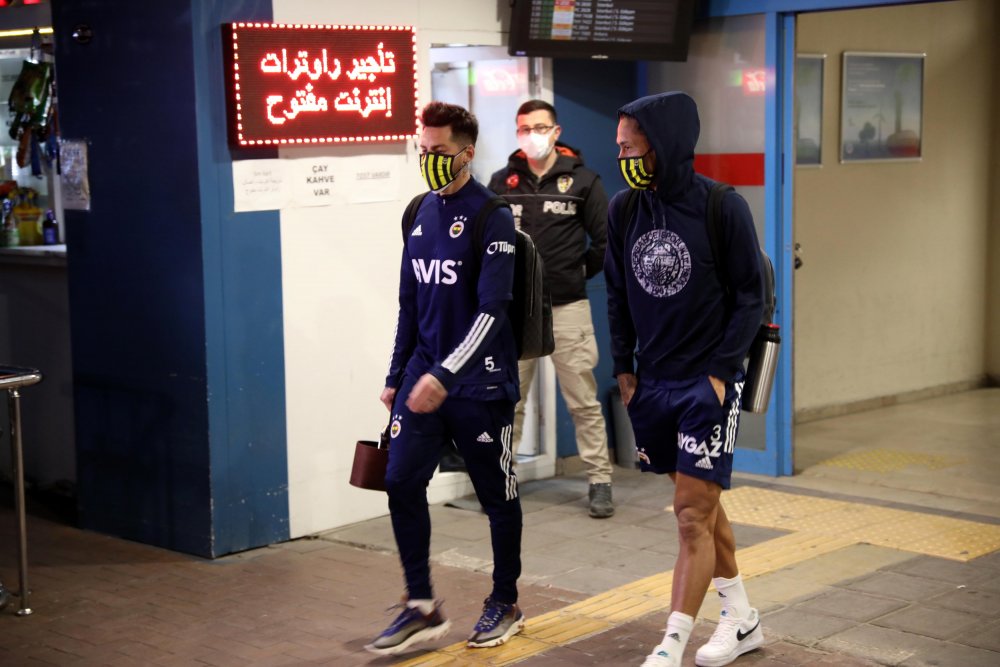 Fenerbahçe, Trabzon'a geldi