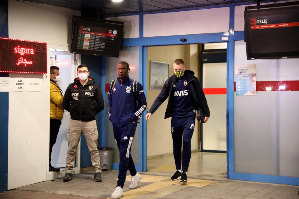 Fenerbahçe, Trabzon'a geldi