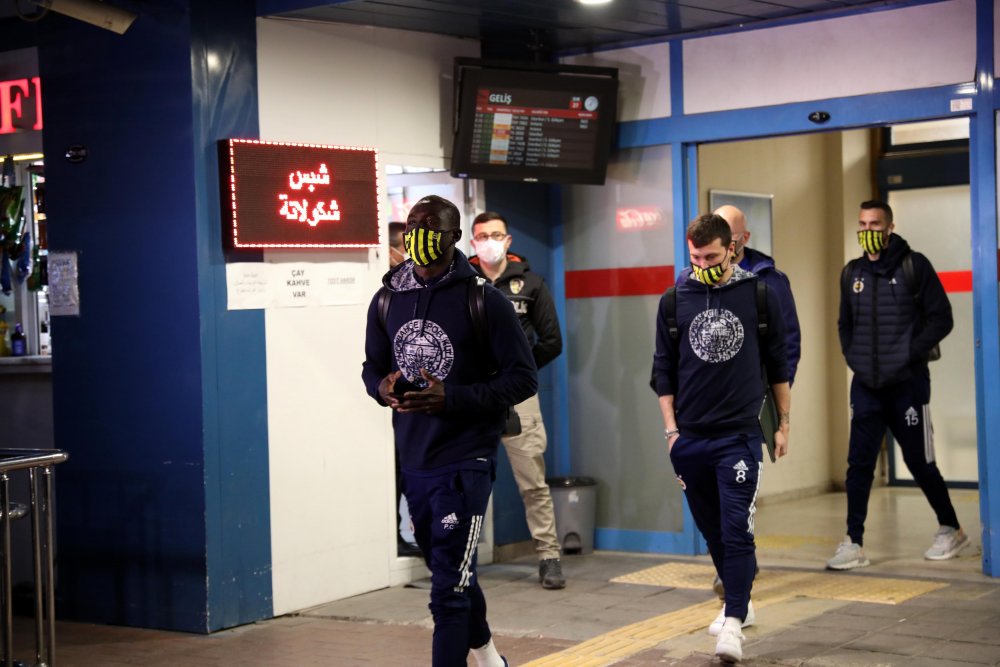 Fenerbahçe, Trabzon'a geldi