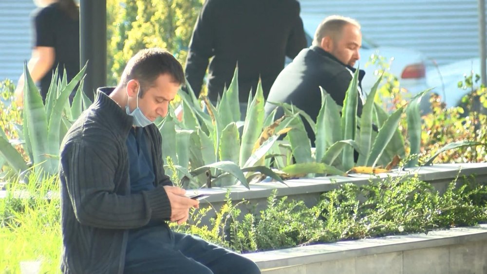 Kağıthane'de şaşırtan kalabalık; Ben iki defa hastalığı geçirdiğim zaten. O yüzden korkmuyorum