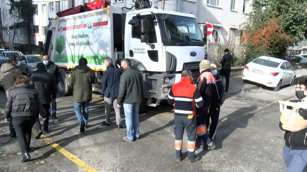 Maltepe'de çöp toplama gerginliği