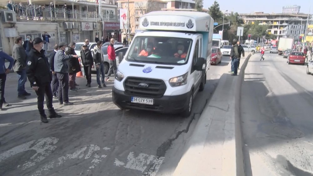 Maltepe'de çöp toplama gerginliği; Yine İBB ekipleri geldi yine gerginlik çıktı