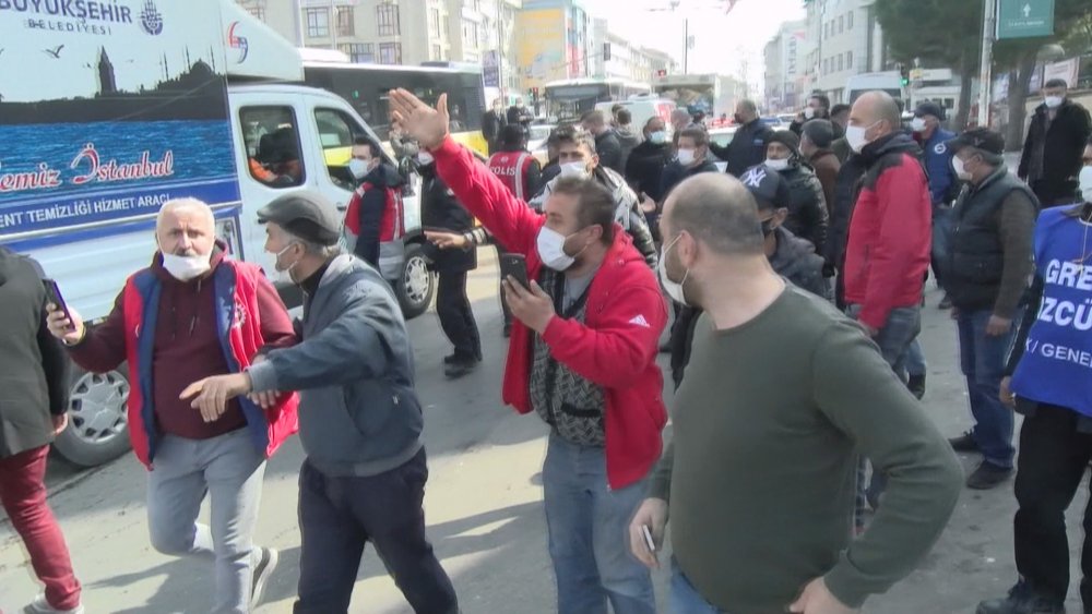 Maltepe'de çöp toplama gerginliği; Yine İBB ekipleri geldi yine gerginlik çıktı