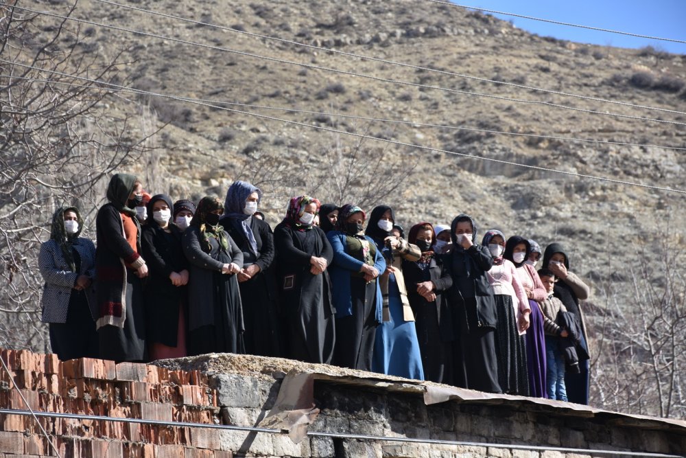 'Pençe- Kaplan' bölgesinde şehit olan güvenlik korucusu, Şırnak'ta toprağa verildi