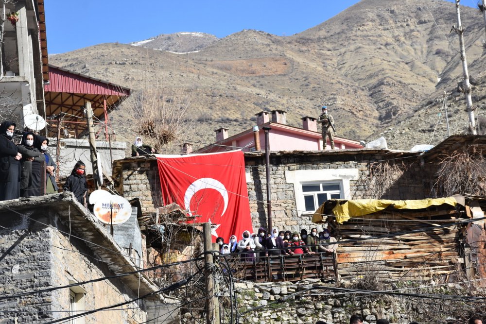 'Pençe- Kaplan' bölgesinde şehit olan güvenlik korucusu, Şırnak'ta toprağa verildi