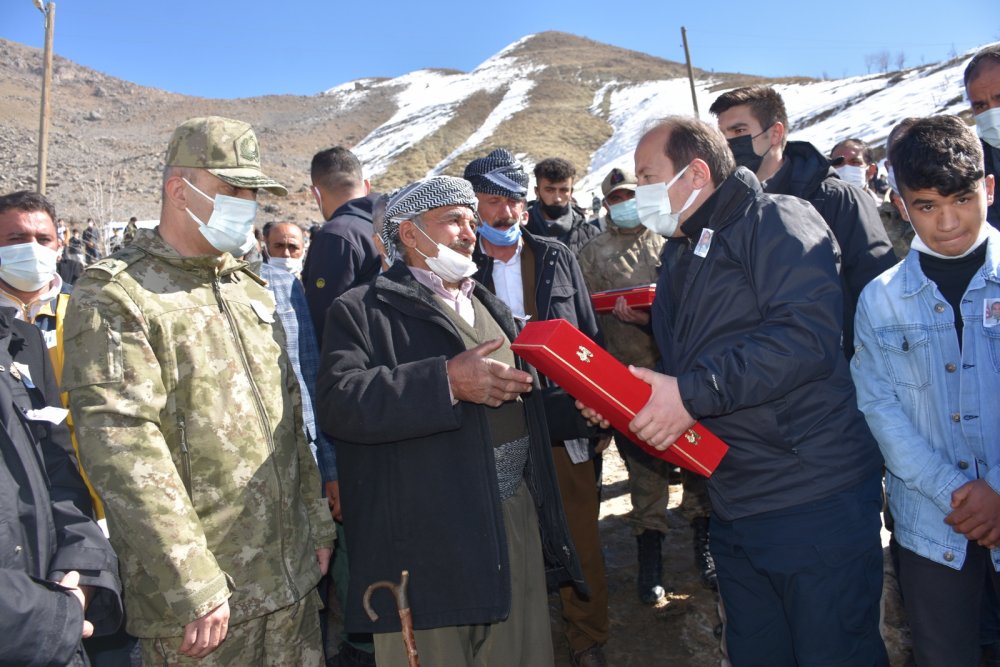 'Pençe- Kaplan' bölgesinde şehit olan güvenlik korucusu, Şırnak'ta toprağa verildi