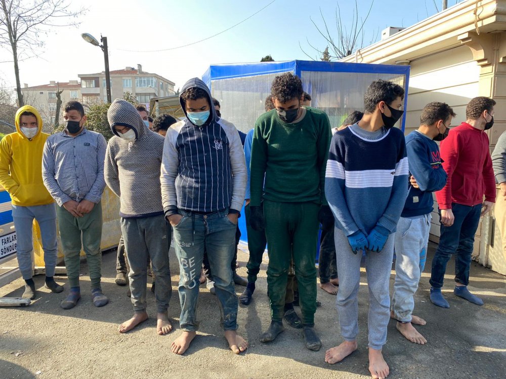 Silivri'de 18 göçmen yakalandı