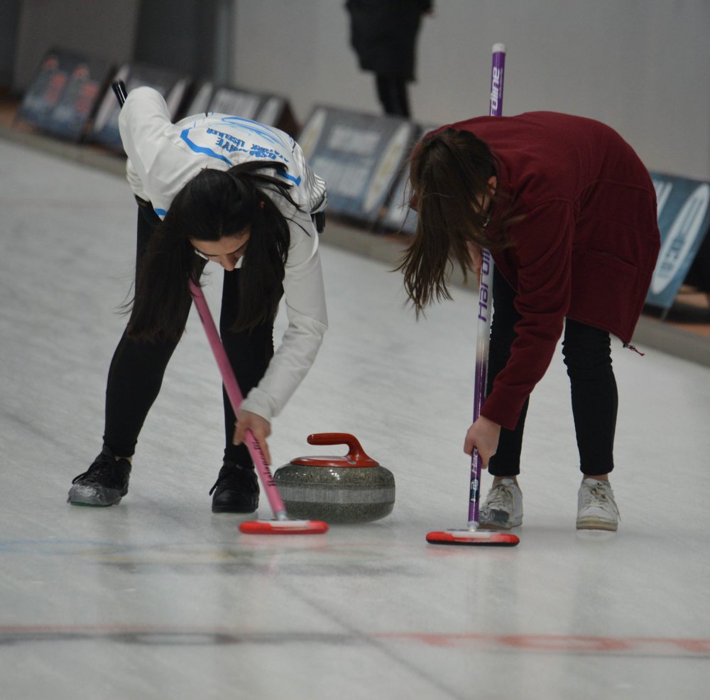 Türkiye Curling Süper Ligi'nde son gün heyecanı