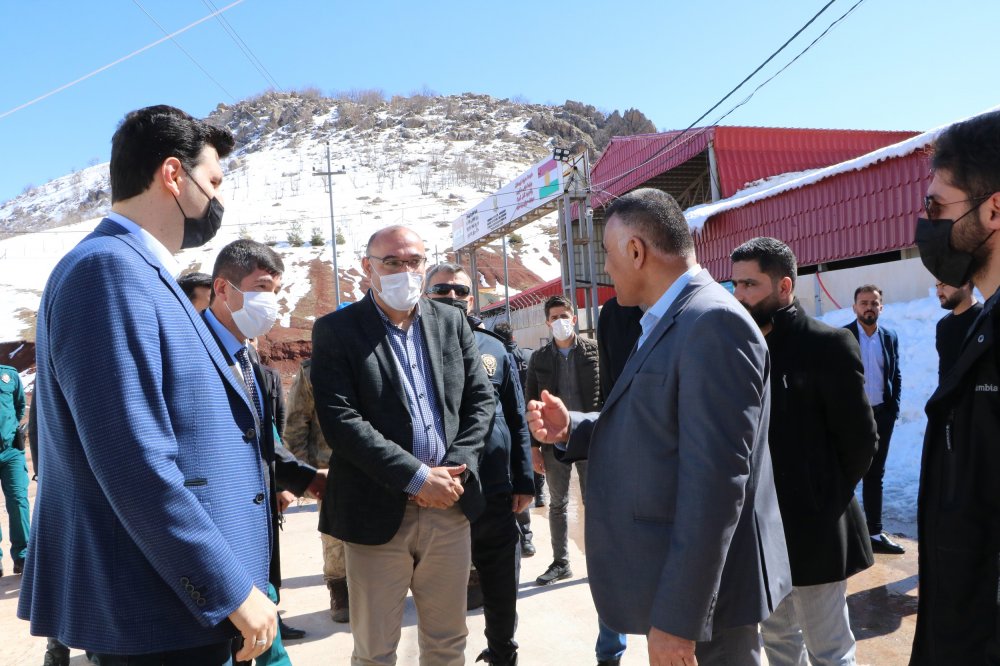 Üzümlü Sınır Kapısı'ndan Irak'a geçişler, yeniden başladı