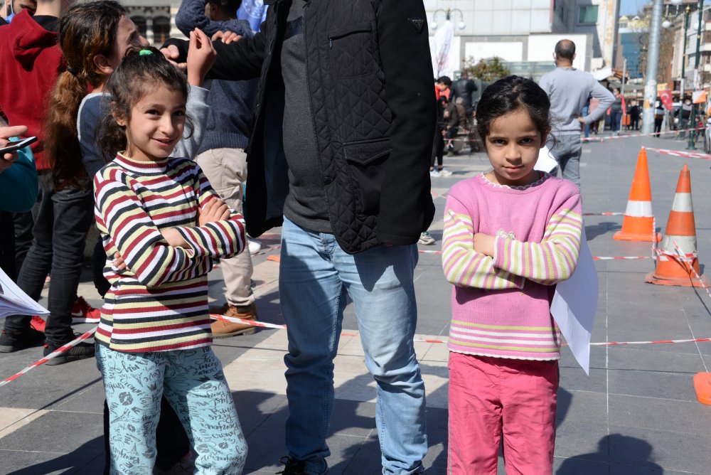 Dezavantajlı çocuklar, oryantiring yarışmasıyla tarihi mekanlarda ter döktü