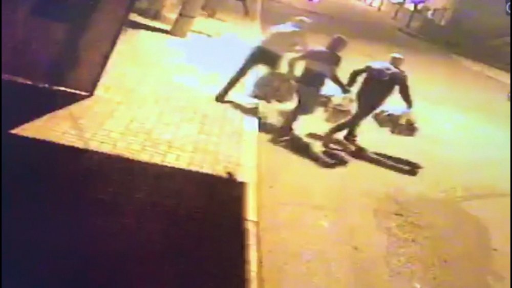 İnternetten izledikleri videodaki yöntemle hırsızlık yapan 'Maskeli Üçler' yakalandı