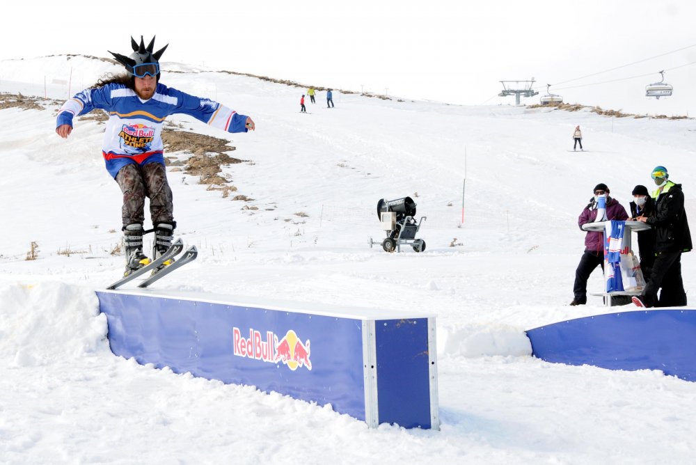 Kış sporları tutkunları Kayseri'de yarıştı