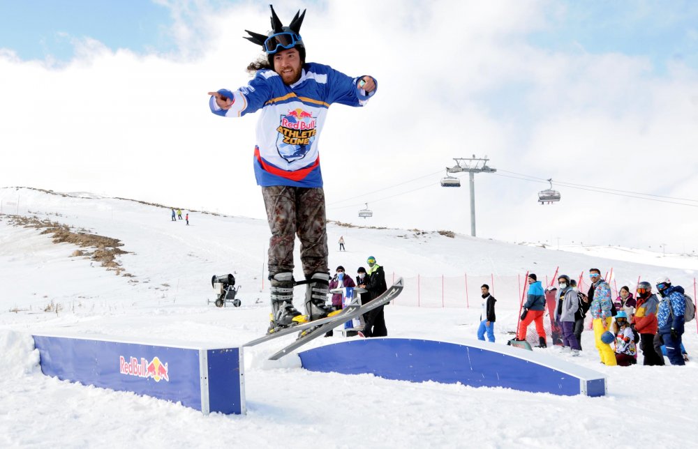 Kış sporları tutkunları Kayseri'de yarıştı