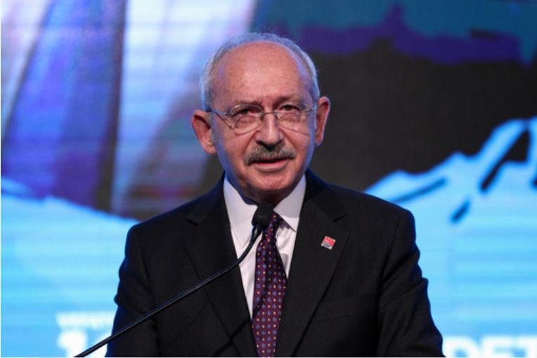 'MAVİ VATANDAN SÖZ EDİYORSAK ECEVİT VE ERBAKAN SAYESİNDEDİR': Kılıçdaroğlu: Dostlarımızla birlikte yaşanabilir Türkiye'yi kuracağımıza inanıyoruz