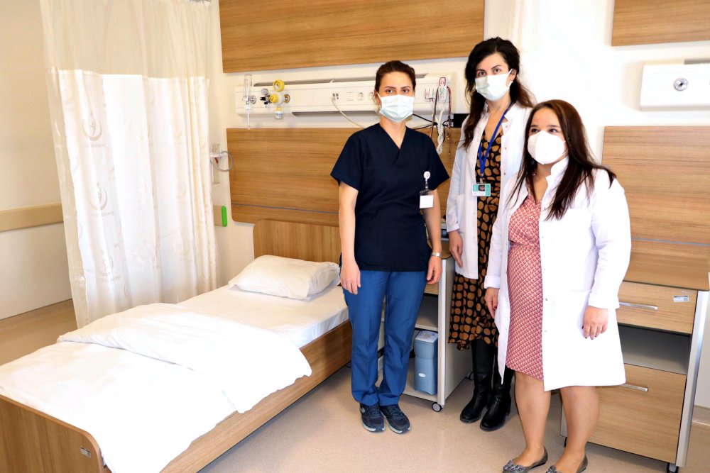 Uyku bozukluğu yaşayanlar, 24 saat kamerayla izlenerek tedavi ediliyor