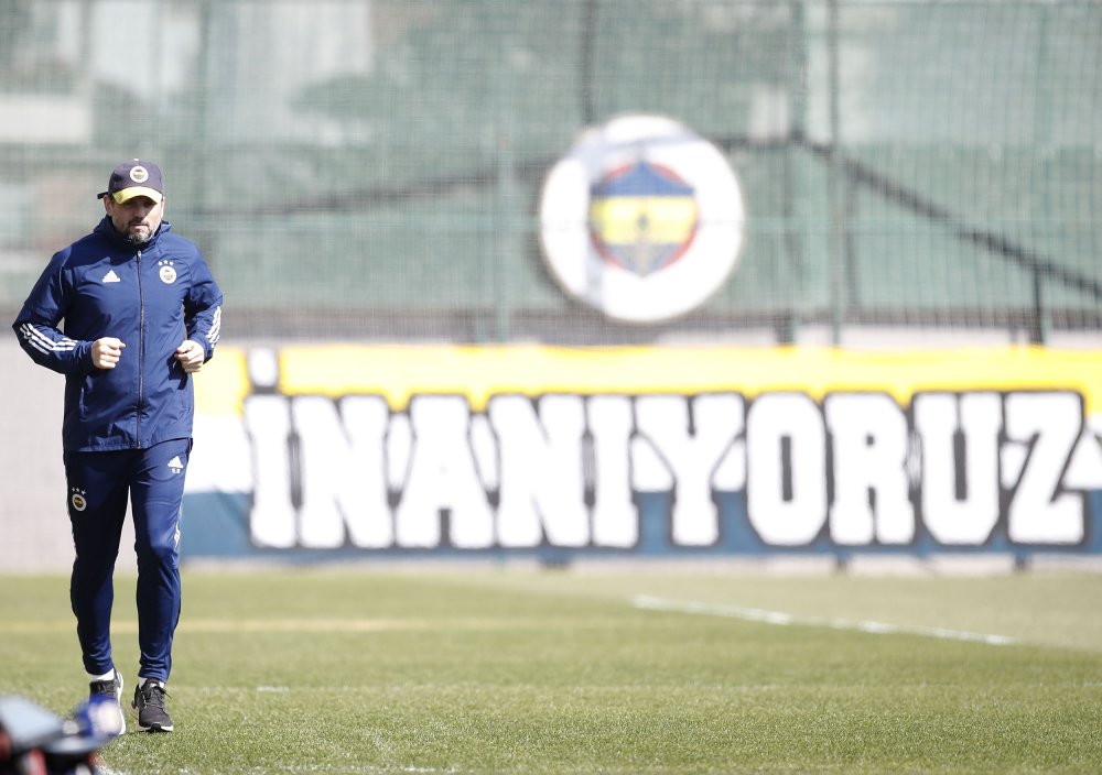 Fenerbahçe, Antalyaspor hazırlıklarına başladı