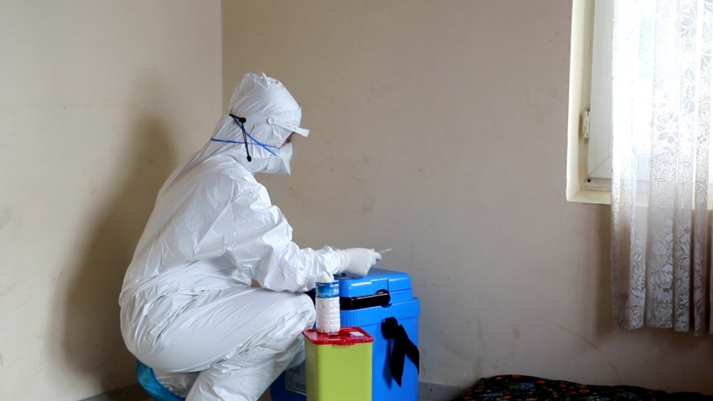 Samsun'da filyasyon ekipleri, kar kış demeden görevde