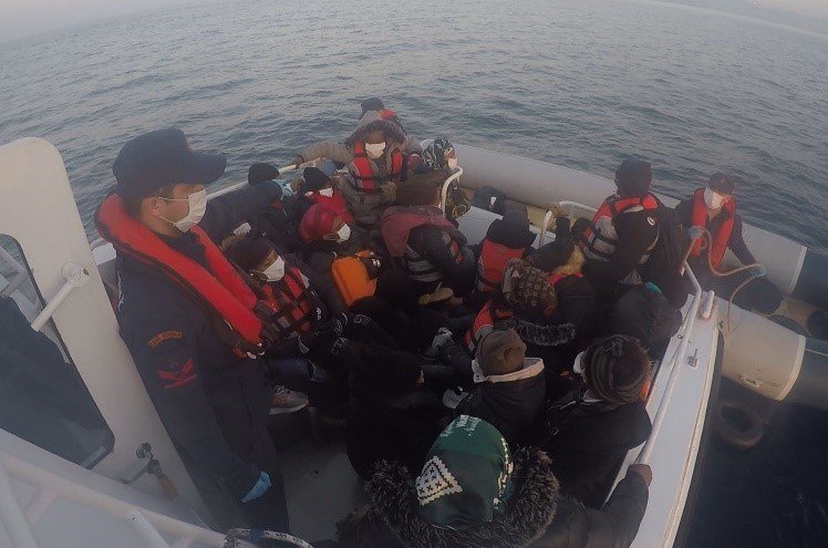 Bodrum'da 32 kaçak göçmen kurtarıldı