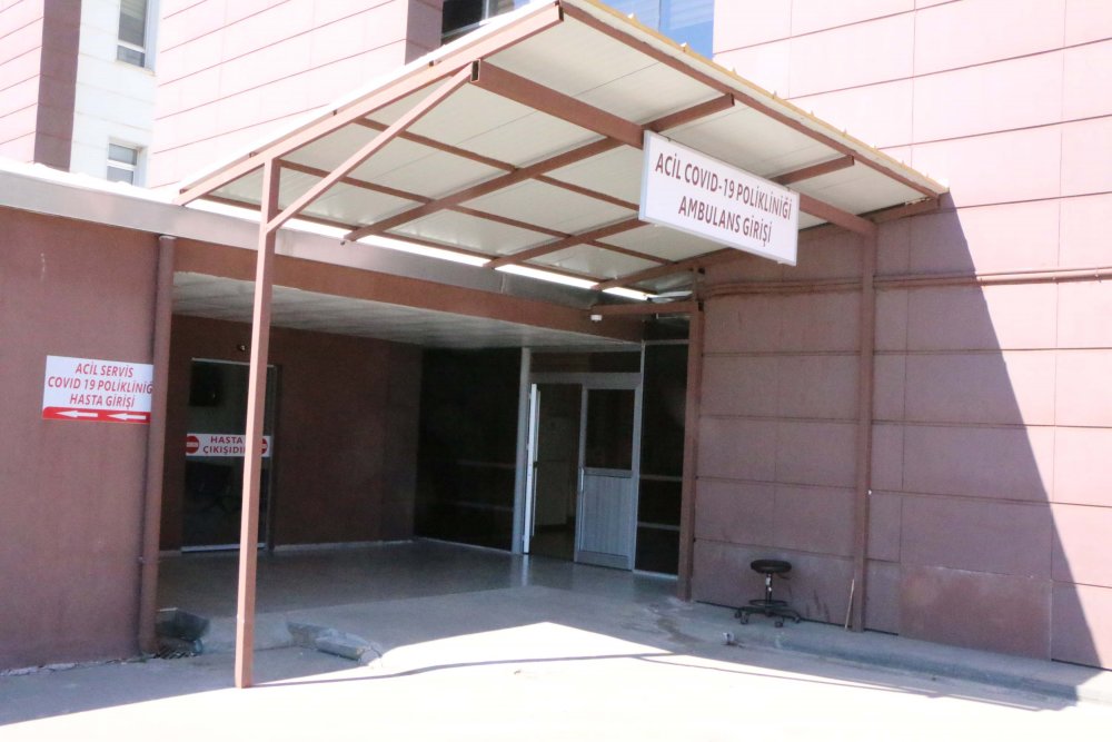 İl Sağlık Müdürü: Adıyaman'da bir araya gelinmekten vazgeçilmediği için vakalar artıyor