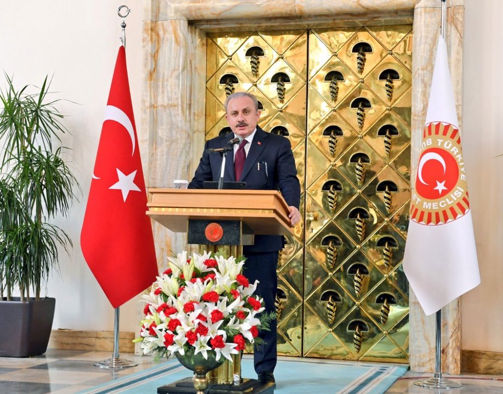 TBMM Başkanı Şentop: Yeni anayasa konusunda ortak niyet varsa elimi taşın altına koymaya hazırım