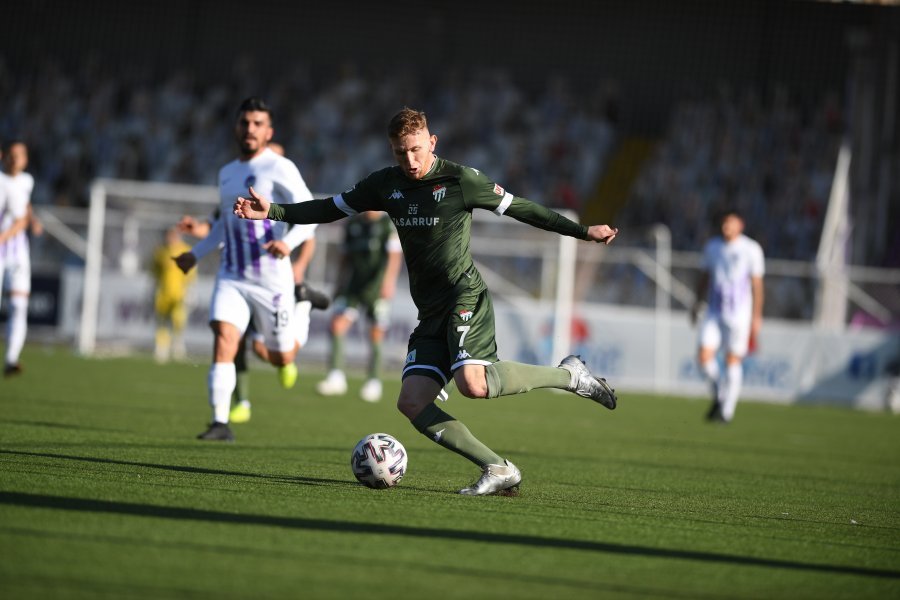 Bursaspor'da bu üçlü, hücumu sırtlıyor