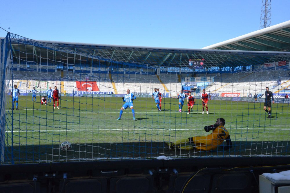 Büyükşehir Belediye Erzurumspor: 2 - Fatih Karagümrük: 2
