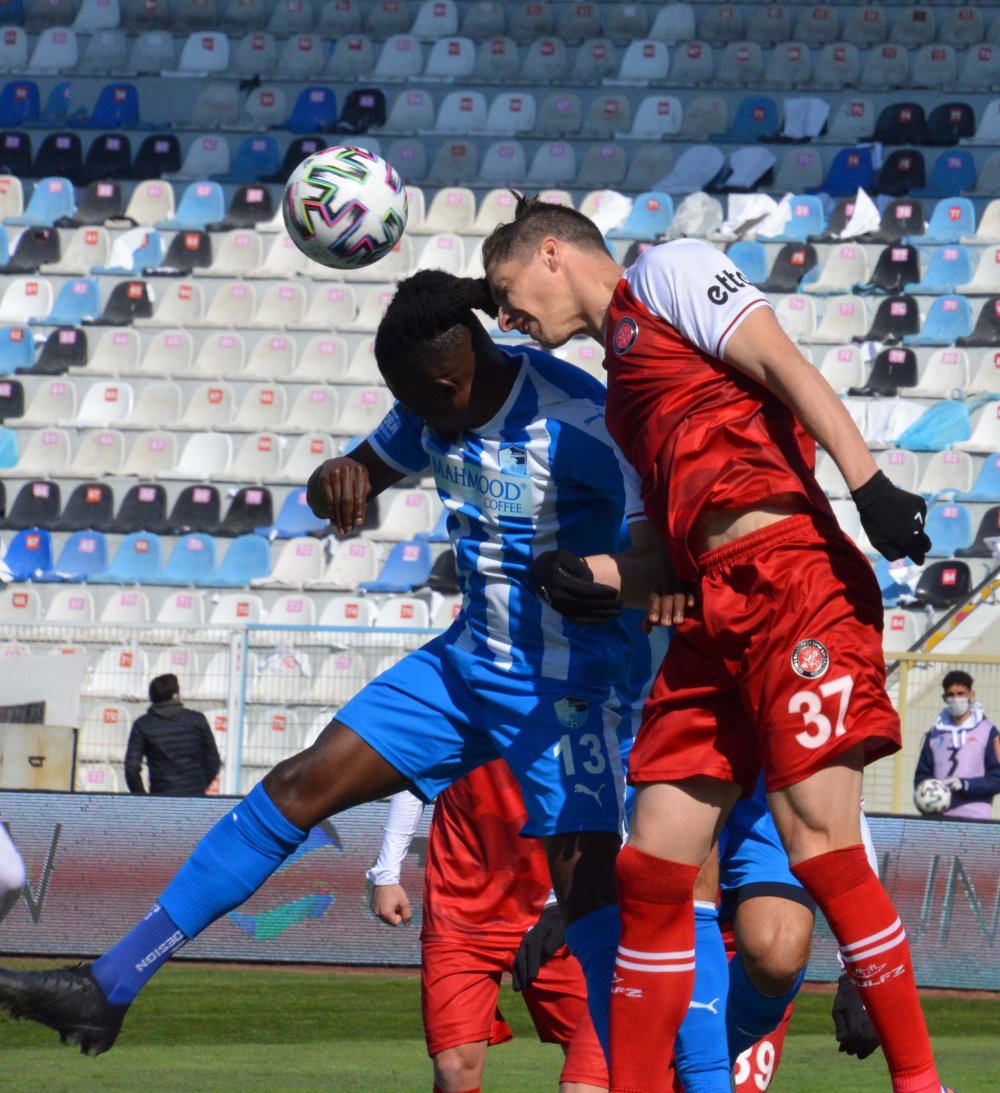 Büyükşehir Belediye Erzurumspor: 2 - Fatih Karagümrük: 2