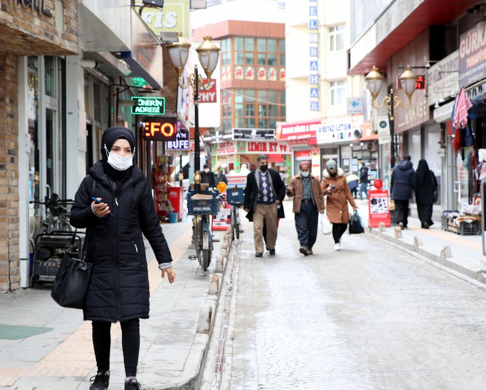 Kademeli normalleşme ile meşhur Van kahvaltısına yoğun ilgi