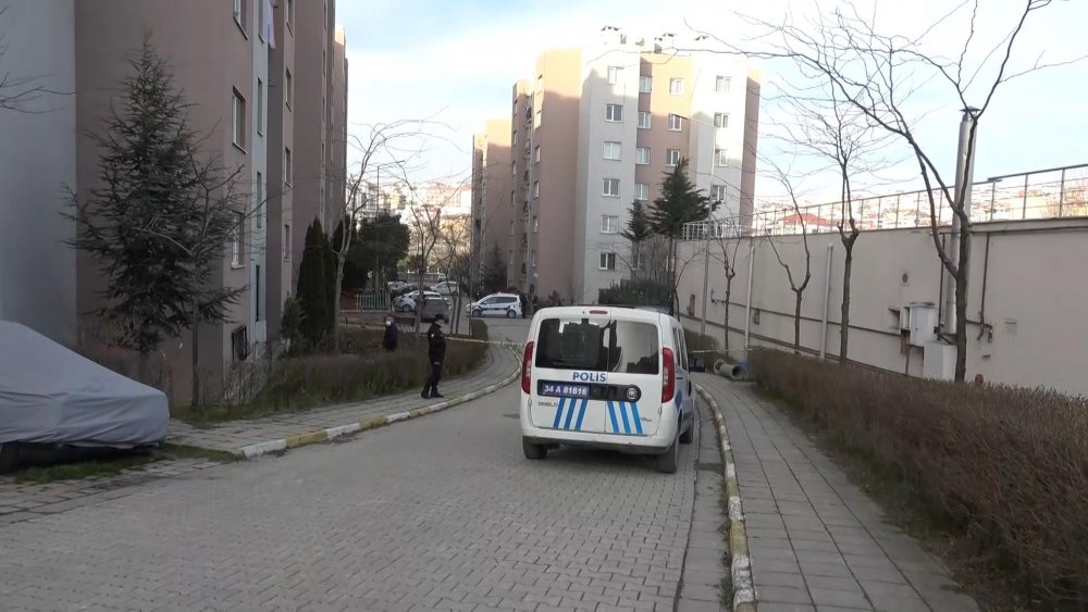 Arnavutköy'de eşi ve çocuğunu rehin alan kişi gözaltına alındı