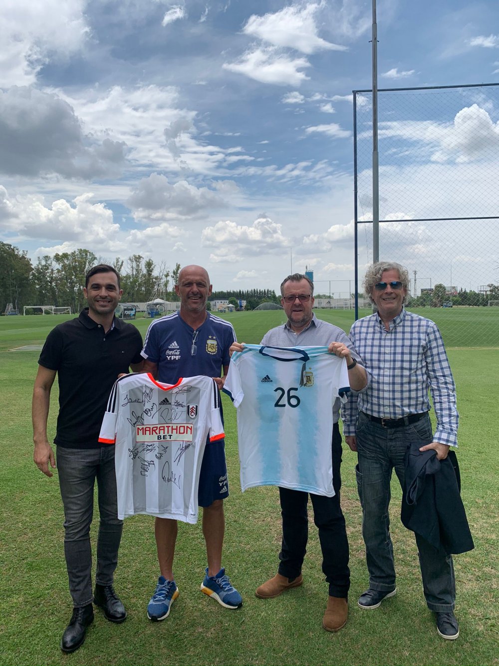 Aziz Eren Balaban, Valencia ve Fulham'ın radarında