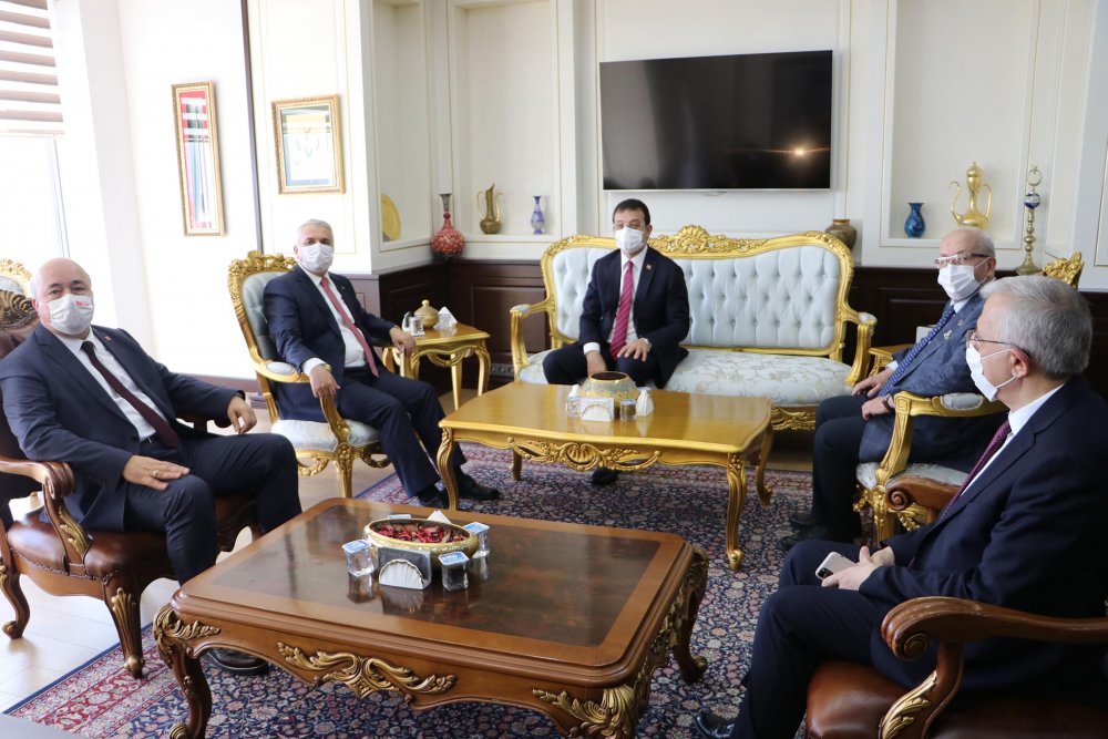 İBB Başkanı İmamoğlu: Yerel yönetimler muhataptır