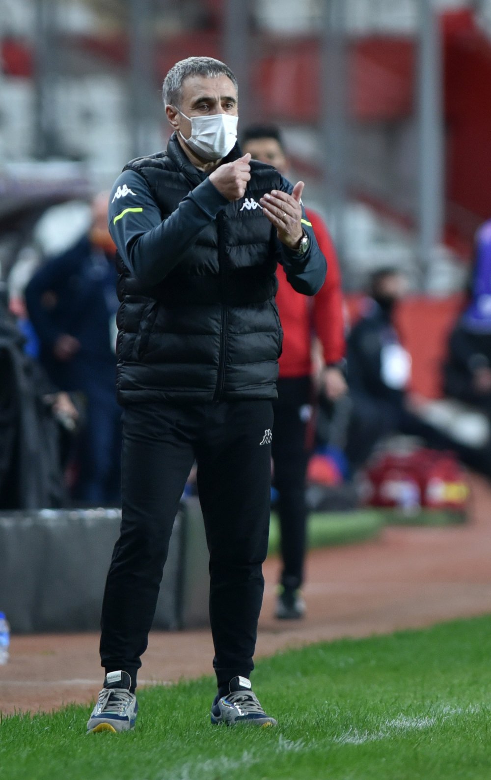 Ersun Yanal, 2021'in yenilmeyen tek teknik direktörü